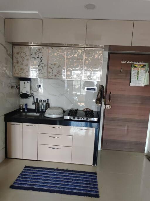 Full Furnished 1 Bhk In South Mumbai Apartment Bagian luar foto