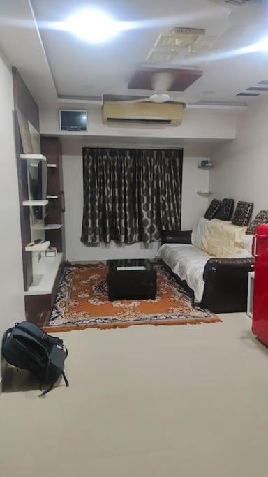 Full Furnished 1 Bhk In South Mumbai Apartment Bagian luar foto